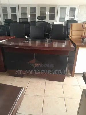 Sissons Office Desk (140cm)
