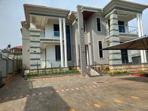 Furnished 6bdrm Mansion in Kira Minister'S, Central Division for sale