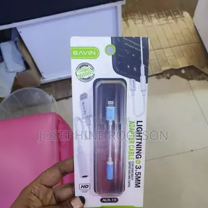 Lightning to 3.5mm Adapter Cable