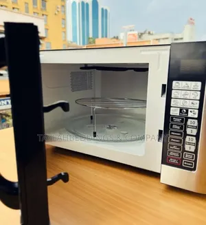 Sayona Microwave Oven, 30L,900W Power Consumption