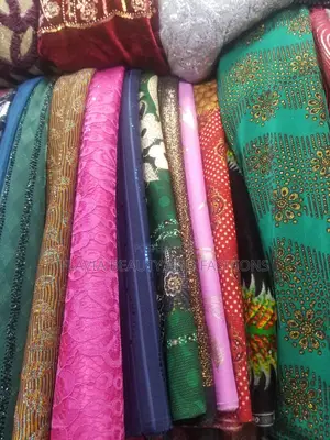 Gomesi Materials