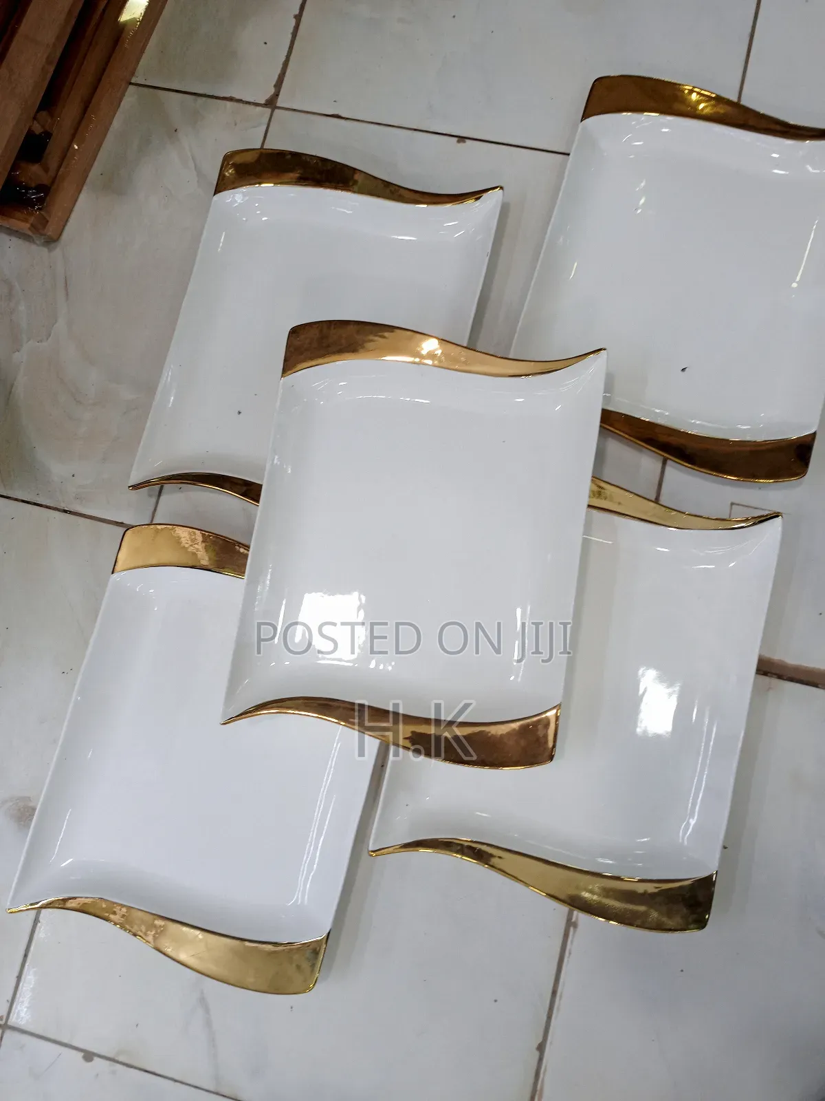 6pcs of Golden Dinner