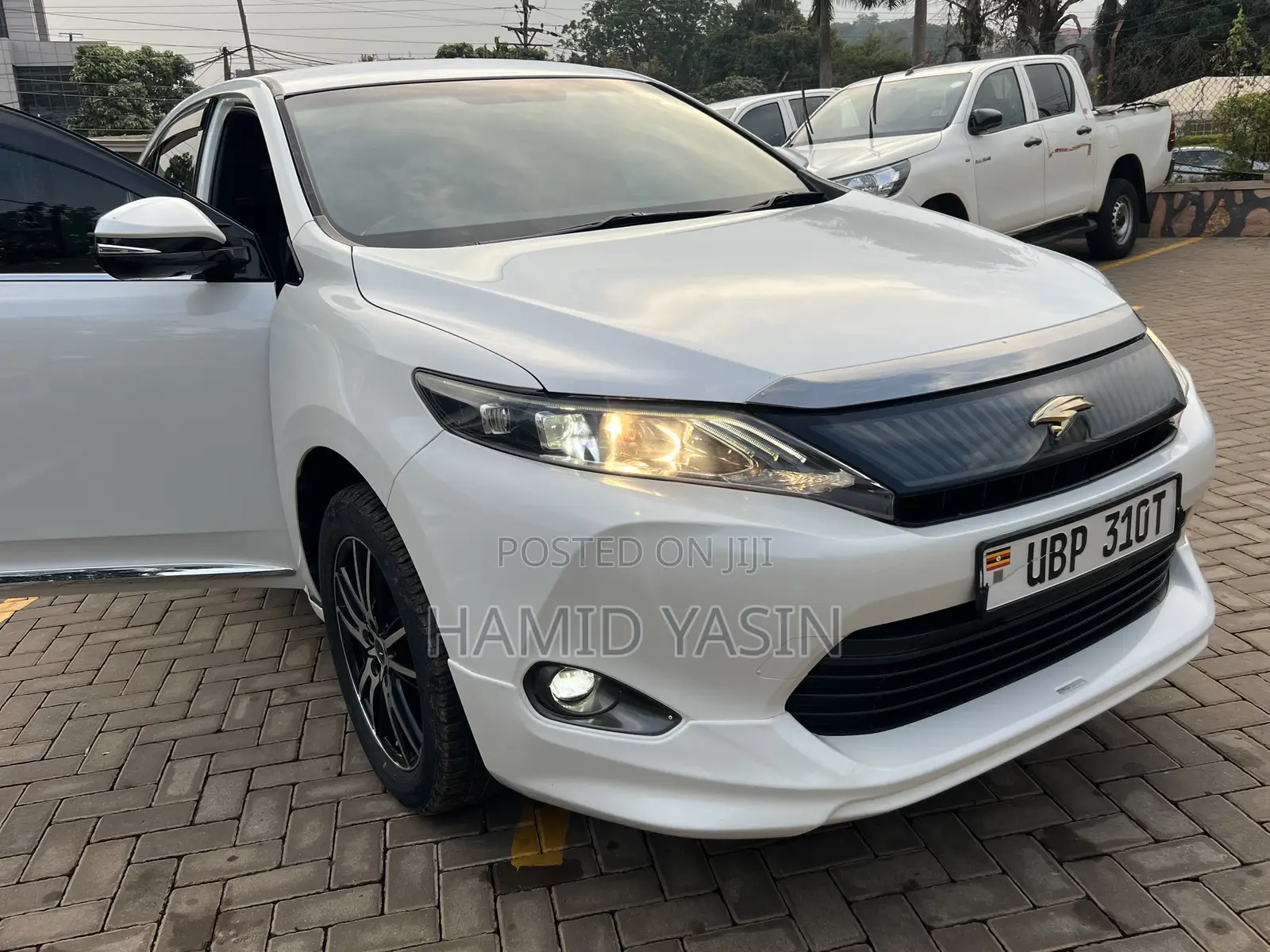 Toyota Harrier 2014 White