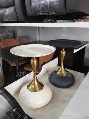 Coner Flower Stool.