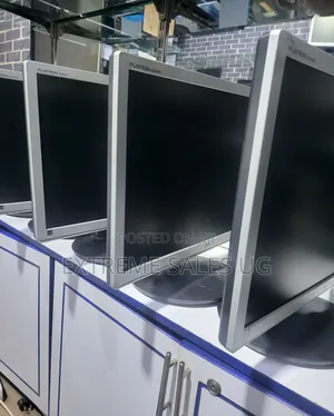 22 Inches LG Monitors Available at Only 