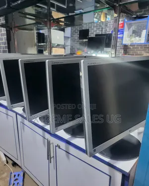 22 Inches LG Monitors Available at Only 