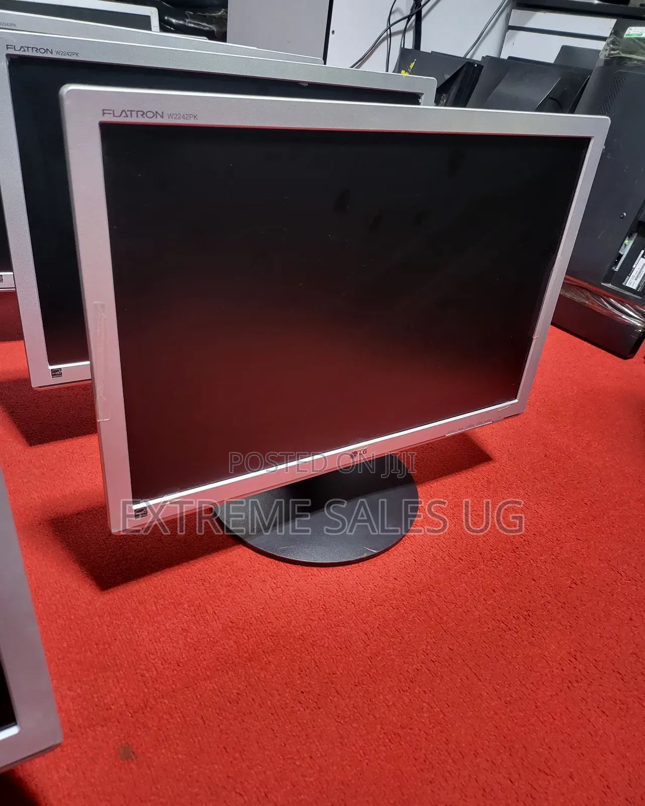 22 Inches LG Monitors Available at Only 