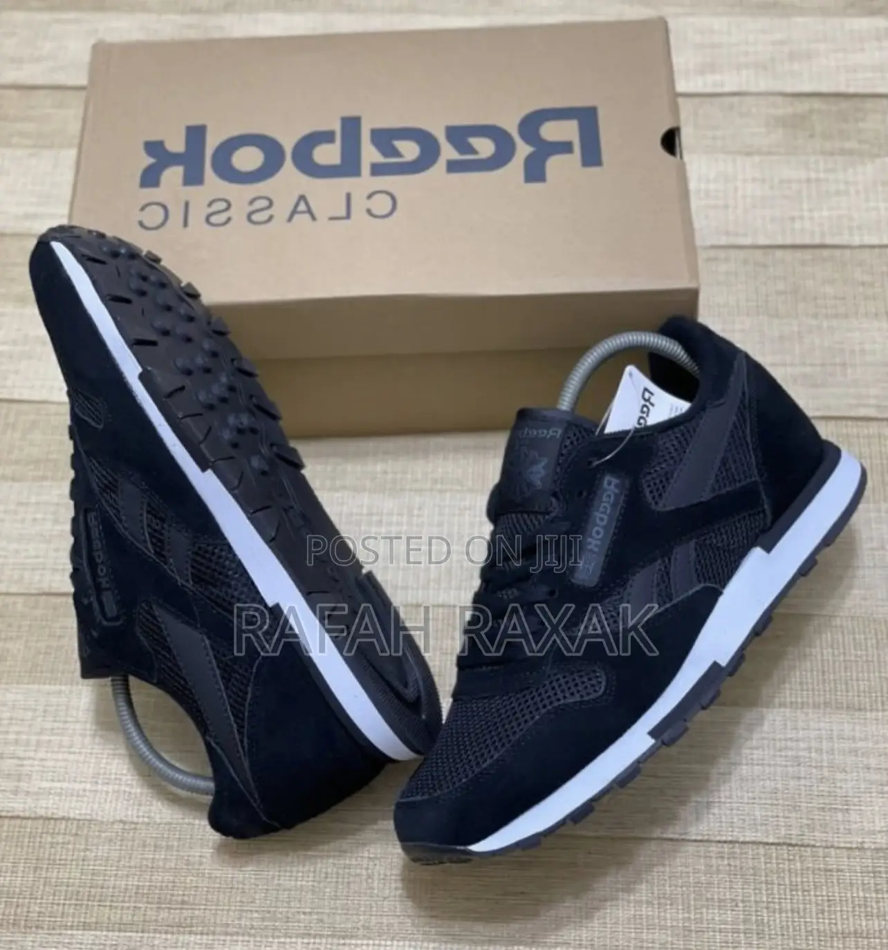 Original Unisex Suede Reebok Classic Sneakers