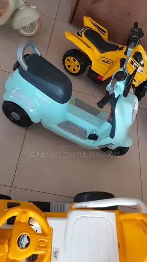 Motorbike for Kids Aged 3+ Years With Music, Headlight, Horn