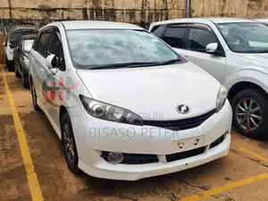 Toyota Wish 2011 White