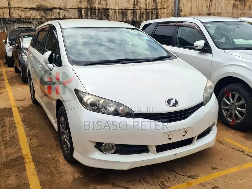 Toyota Wish 2011 White