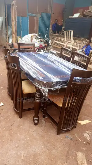 6seater Dinning Table Mahogany