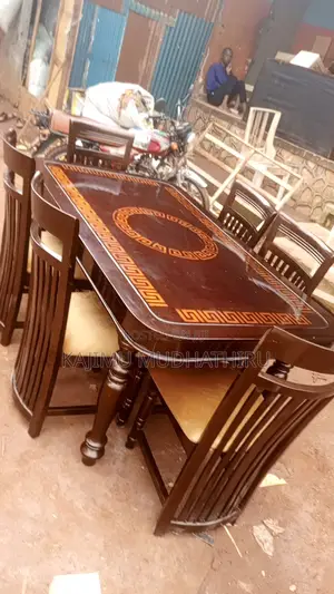 6seater Mahogany Dinning Table