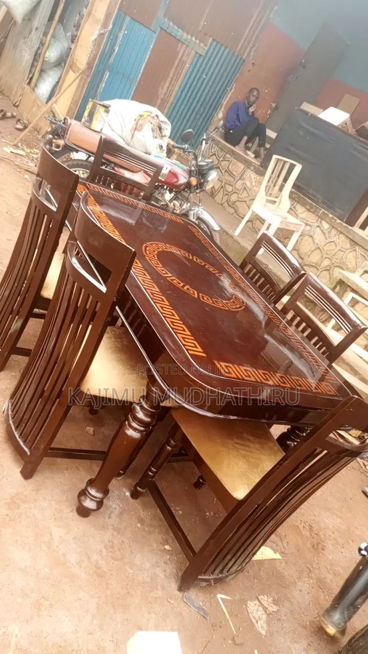 6seater Mahogany Dinning Table