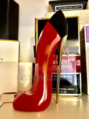 Carolina Herrera Very Good Girl/Very Good Girl Perfume