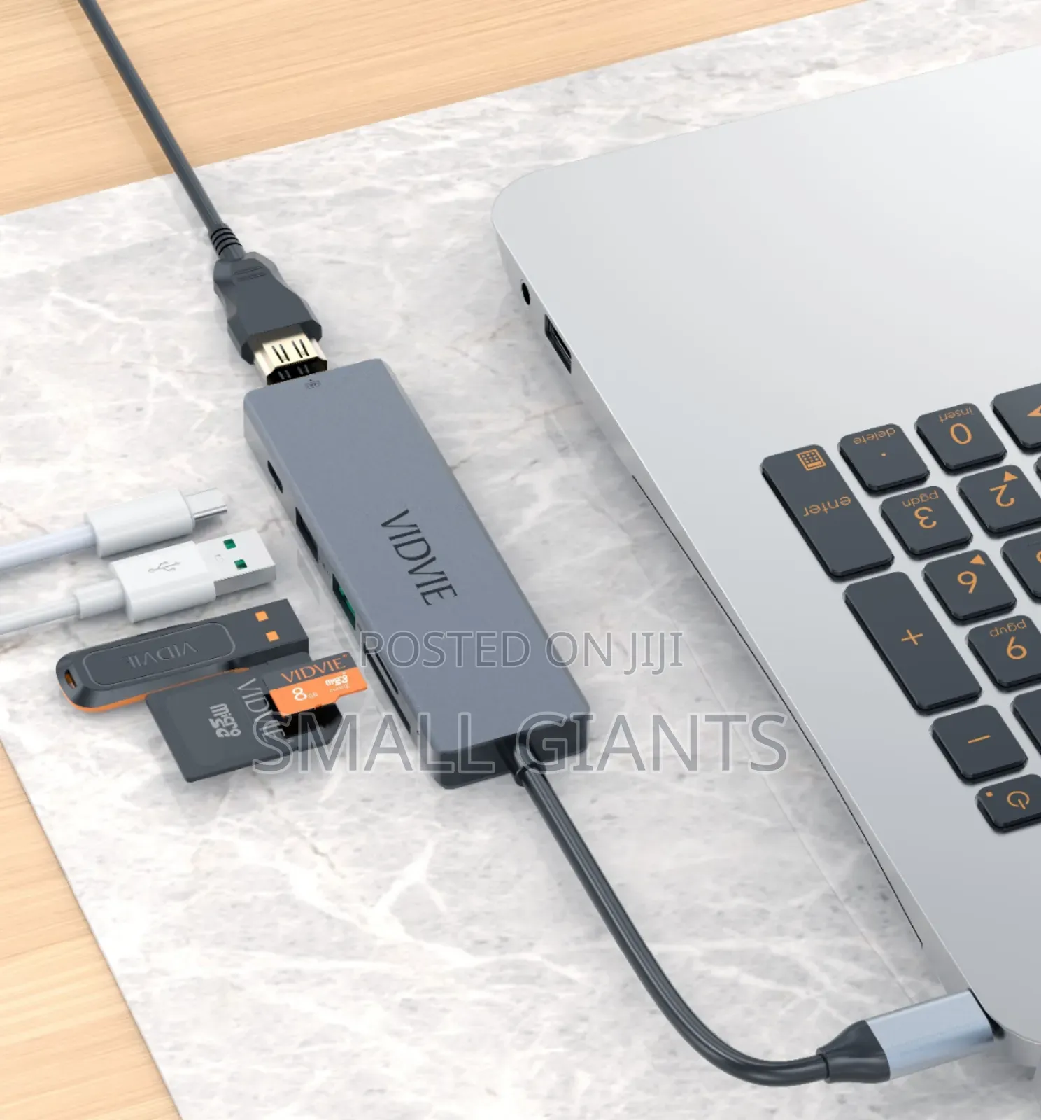 6 in 1 Multi-Use Vidvie Hub
