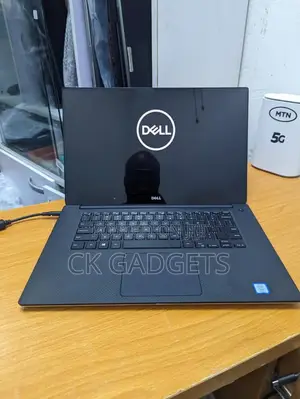 New Laptop Dell Precision 15 5520 16GB Intel Core I7 SSD 512GB