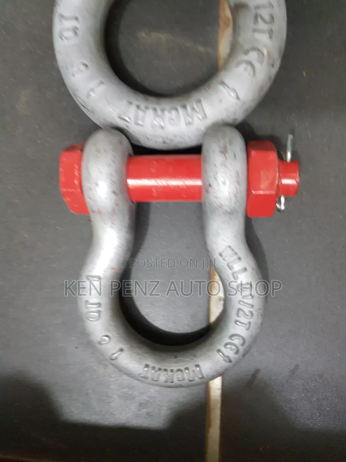 Hook and Round Pin Shackles