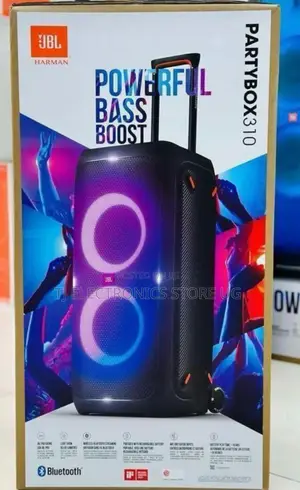 JBL Partybox310
Powerful Base Boost