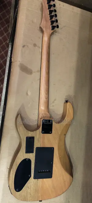 Active Solo Guitar