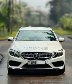 Mercedes-Benz C250 2015 White