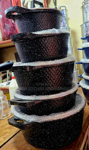 Nonstick Cookware Set