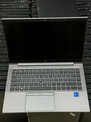 Laptop HP ZBook Firefly G8 16GB Intel Core I7 SSD 512GB