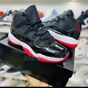 Original Nike Air Jordan 11 Retro “Playoffs Bred” Sneaker