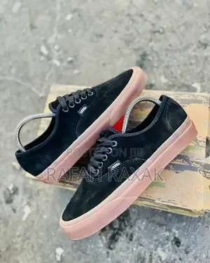 Original Suede Vans Off the Wall Black/Gum Sneaker