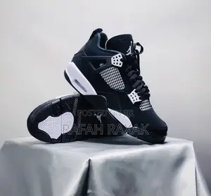 Original Nike Air Jordan 4 Retro Black/White Sneakers