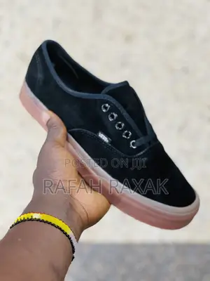 Original Suede Vans Off the Wall Black Gum Sole