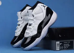 Original Men’S Black/White Air Jordan 11 Retro High Concord