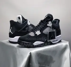 Original Nike Air Jordan 4 Retro Black/White Thunder Sneaker