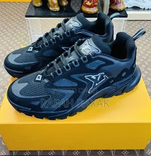 Original Triple Black Louis Vuitton Casual Trainer Sneaker
