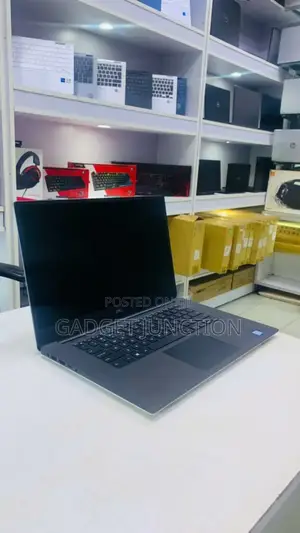 Laptop Dell XPS 15 8GB Intel Core I7 SSD 512GB