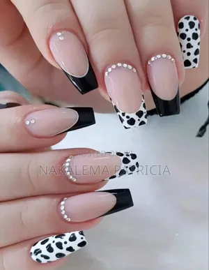 Original Press on Nails Available Both Wholesale and Retail