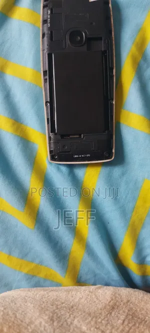 Nokia 8210 4G White