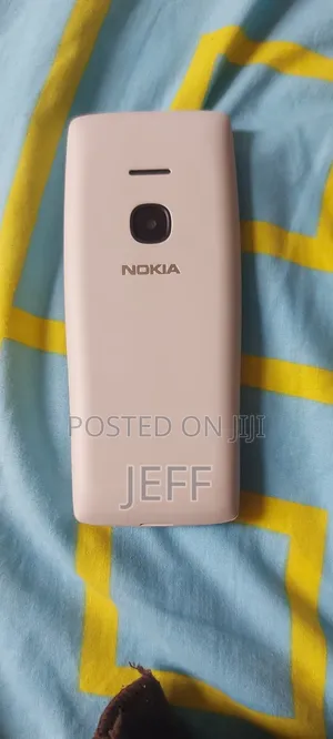 Nokia 8210 4G White