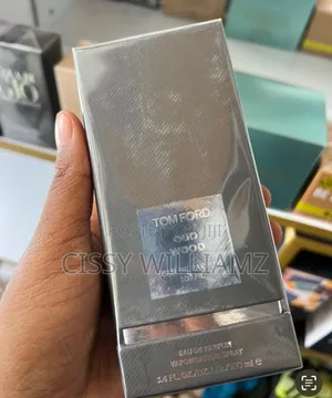 Tom Ford Oud Wood Eau De Parfum (100mls)/Oud Wood Tom Ford