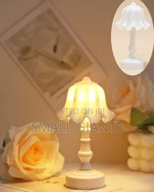 1pc Lotus Small LED Table Lamp