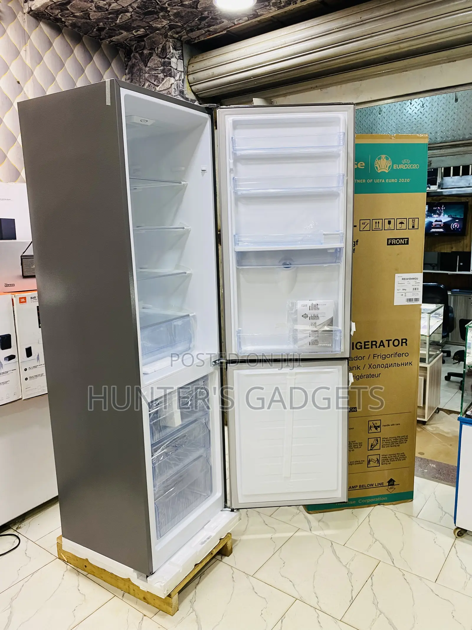 Hisense 330litres Double Door Wiz Water Dispenser Frost Free