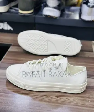 Original Off-White Leather Converse All Star Chunk Taylor