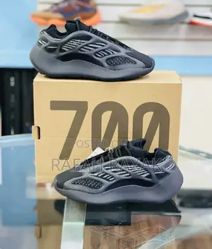 Original Adidas Yeezy Boost 700 Alvah V3 Sneaker