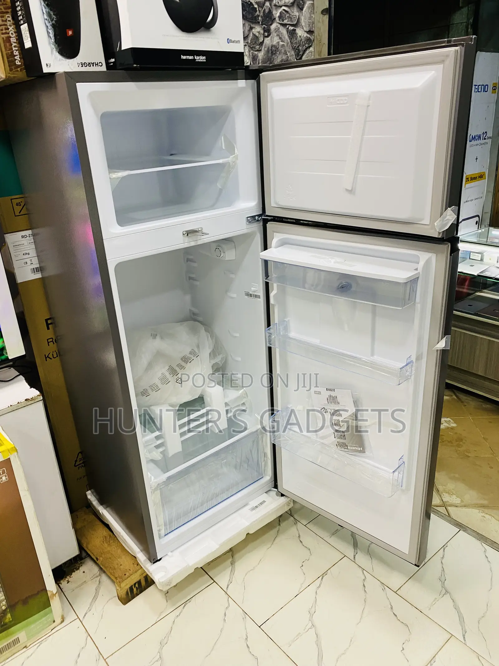 Hisense 270 Litres Double Door Wiz Water Dispenser Brand New