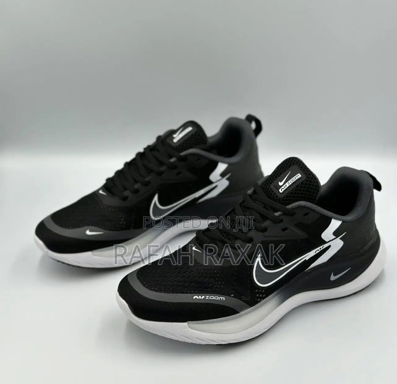 Original Nike Air Zoom Max Trainer Sneakers