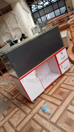 Genuine Glass Counter 4ft