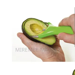 Stainless Steel Ovacado Slicer.