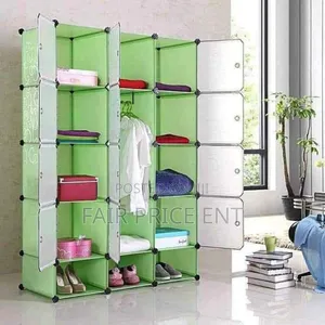 Original Plastic Closets. 3 Coloums.( White)