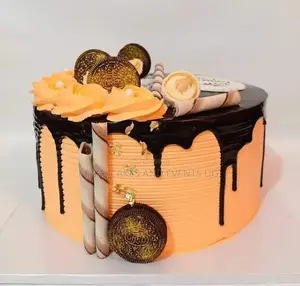 Nice Butter Cream Cakes Birthdays Cakes Chocolate Drippings0