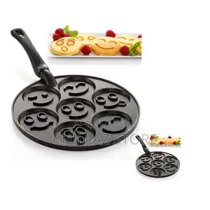 Round Smiling Face Baking Pan